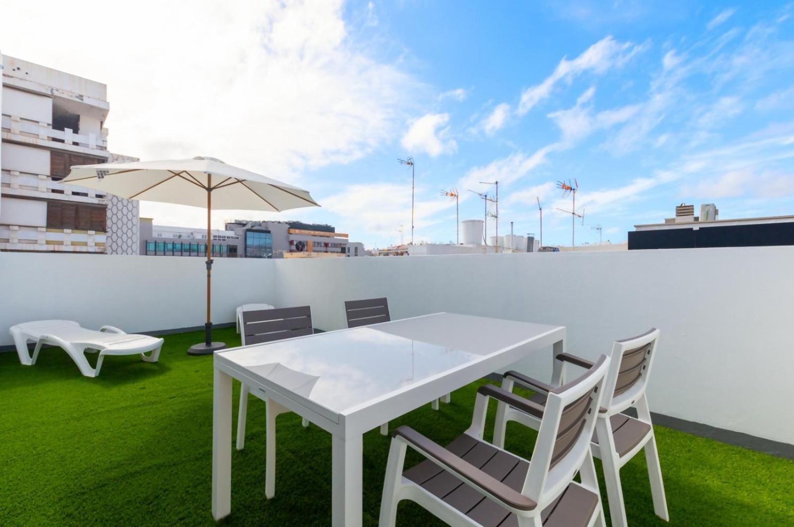 Macaronesia Lpa Suites ลาสปัลมาส เด กรานคานาเรีย ภายนอก รูปภาพ